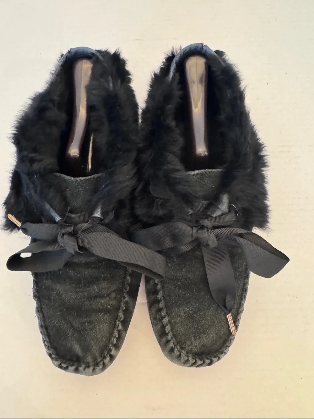 Tory Burch Aberdeen Moccasins Black Suede Fur Ribbon Tie Shoes Womens 8 M